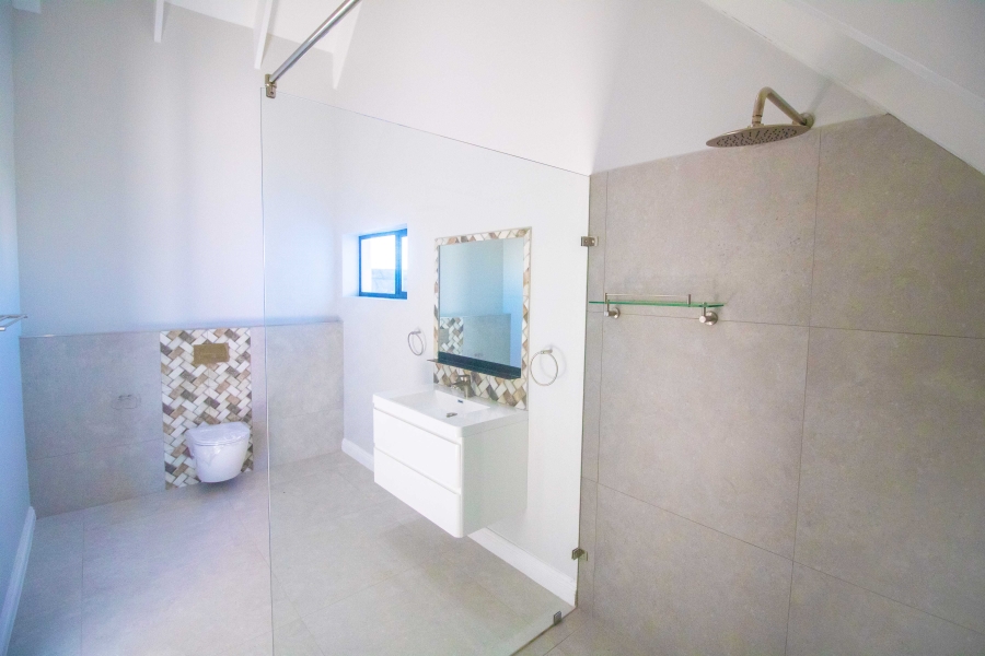 4 Bedroom Property for Sale in Kromme River Estate Eastern Cape